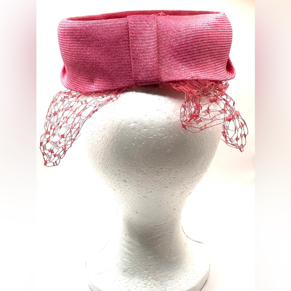 Vintage 1950s/1960s Halo Hat with Birdcage - Picture 4 of 10